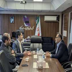 /news/1/دیدار-سرپرست-شهرک-های-صنعتی-با-مدیرکل-استاندا